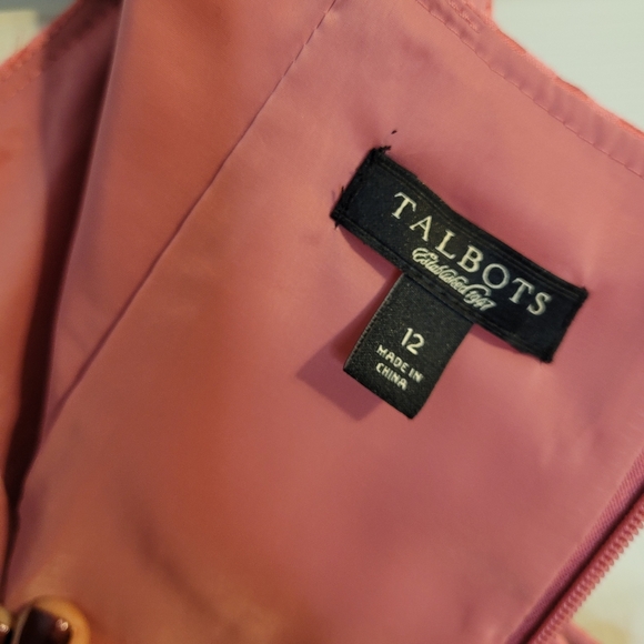 Talbots Pink Sleeveless Sheath Dress with a geometric waffle pattern Sz 12 - Picture 2 of 4